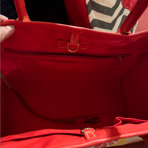 Handbag - Picture 4 of 8